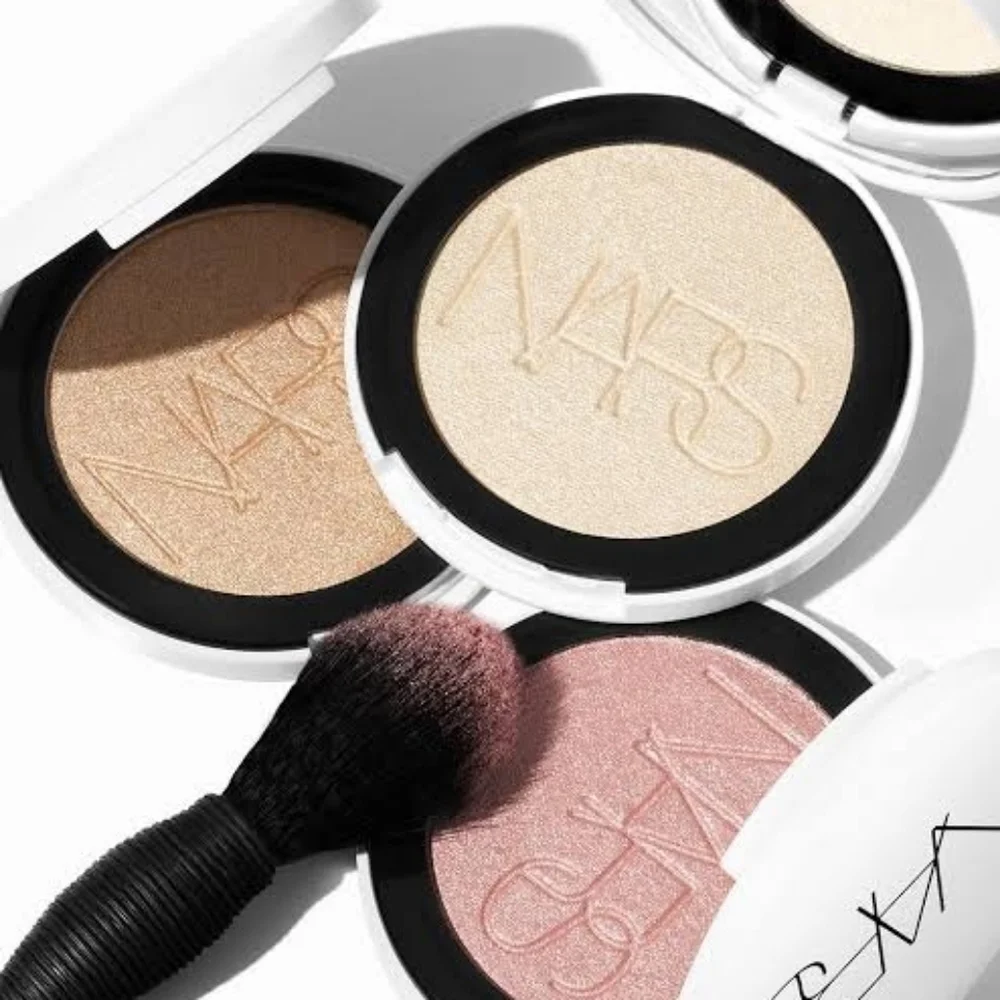 NARS Total Eclipse Light Perfecting Luminizing Powder Highlighter Copper Bronze
